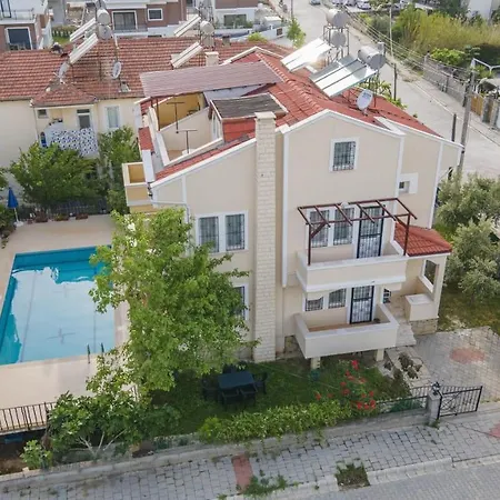 Βίλα Sahile Yakin Havuzlu 6+2 Kisilik